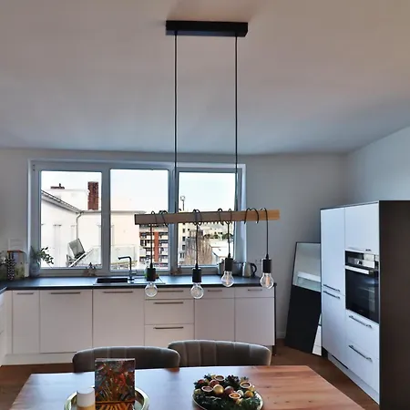 Apartment Air 14
